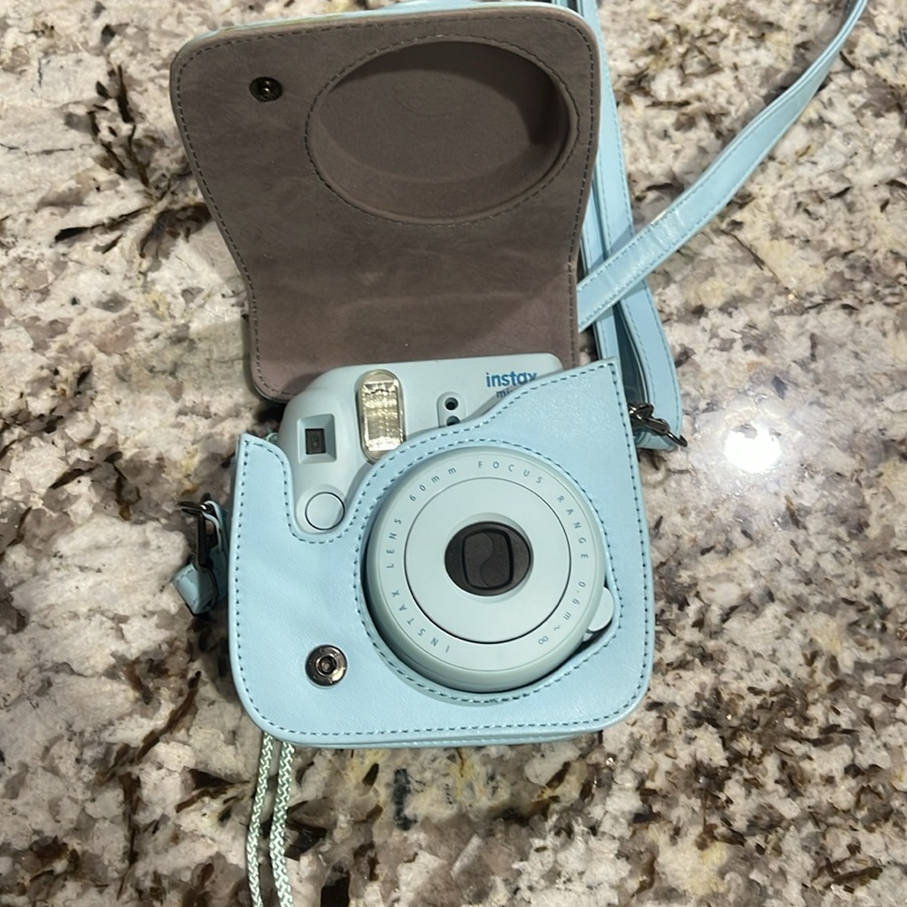 Instax Mini 8 camera - Picture 6 of 7